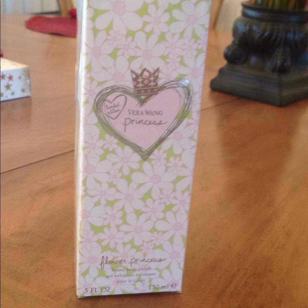 Vera Wang Princess foamy body polish